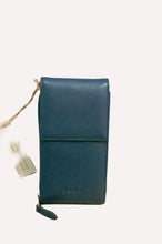 Load image into Gallery viewer, Dreamer Crossbody Bag