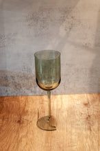 Load image into Gallery viewer, Fuum White Wine Glasses 4pc