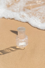 Load image into Gallery viewer, Clear Bud Vase