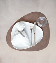 Load image into Gallery viewer, Place Mat Nupo Leather