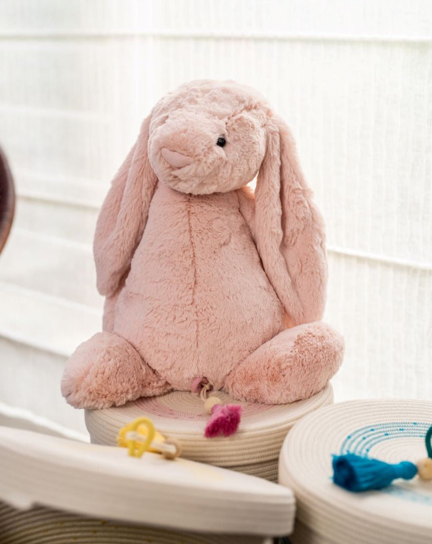 Bashful luxe bunny medium Rosa