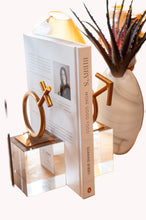 Load image into Gallery viewer, Bookends Crystal
