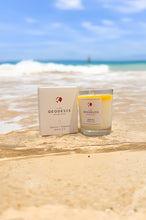 Load image into Gallery viewer, Geodesis Scented Candle 180g
