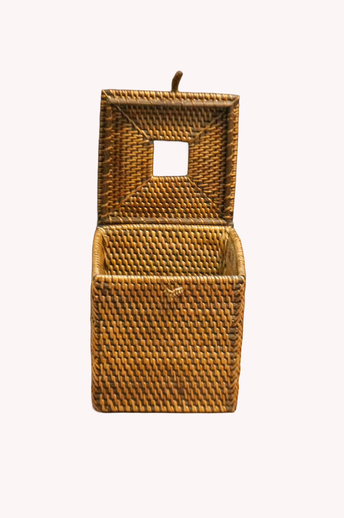 Rattan Tissue Box Square No Motif Antique