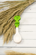 Load image into Gallery viewer, Brush &amp; Barrow Mugs
