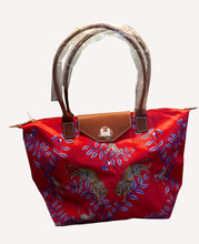 Load image into Gallery viewer, Safari Tote Bag
