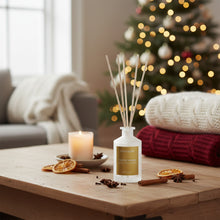 Load image into Gallery viewer, Stone Glow Xmas Diffuser 100ml 8 weeks
