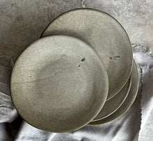 Load image into Gallery viewer, Dinner Plate
