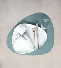 Load image into Gallery viewer, Place Mat Nupo Leather
